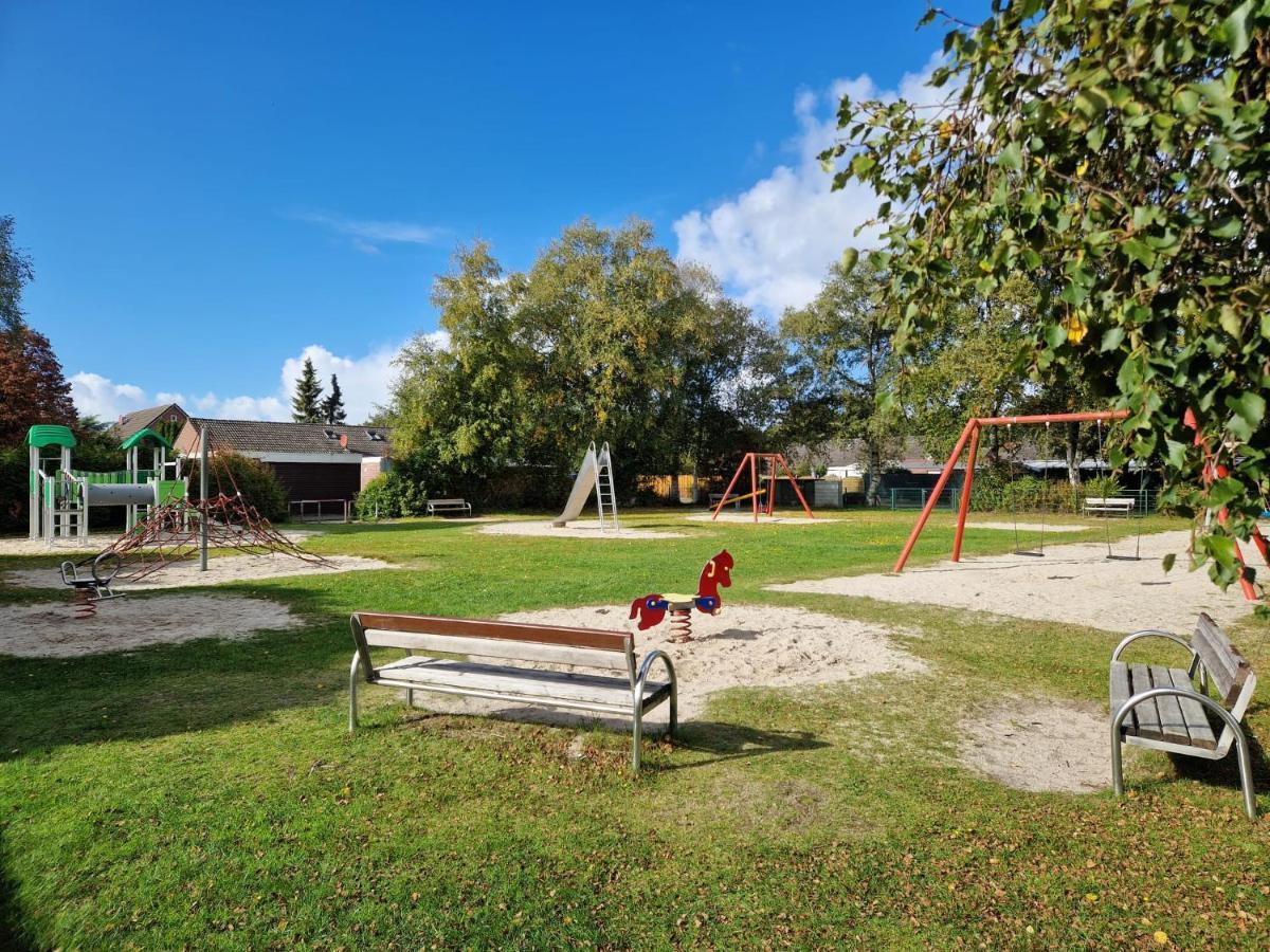 Ferienhaus Nordseeglueck Im Ferienpark Berumbur Extérieur photo